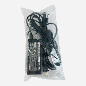 Genuine Toshiba 65W AC Laptop Power Adapter Charger 19V 3.42A PA3467U-1ACA